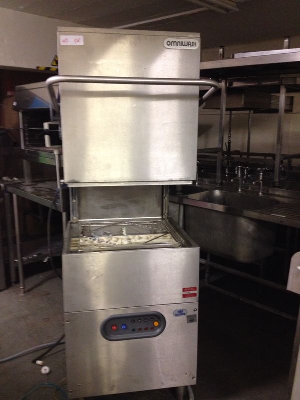 Omniwash Pass through Dishwasher & Tabling Used Second Hand Catering